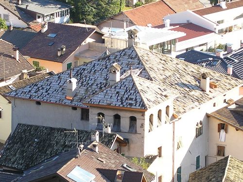 Sanierung Dachstuhl Eindeckung mit Mönch & Nonne